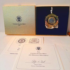 United States Mint 1997 Holiday Ornament Eagle and Flag The Washington Quarter